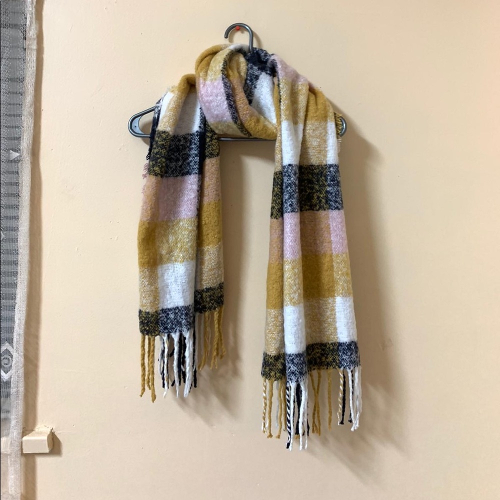 Winter scarf